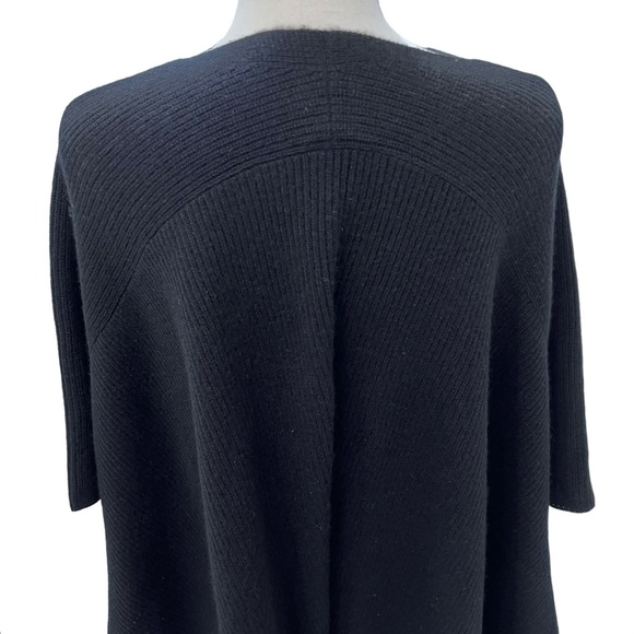 VINCE BLACK RIBBED KNIT CASHMERE SHORT SLEEVE V NECK PONCHO SWEATER - Picture 9 of 15